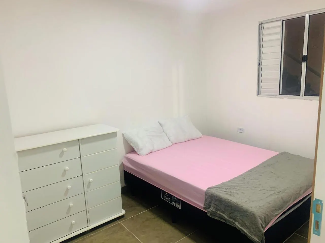 Apartamento Mobiliado Com 02 Quartos No Tremembe Zona Norte Sp Sao Paulo Brazil